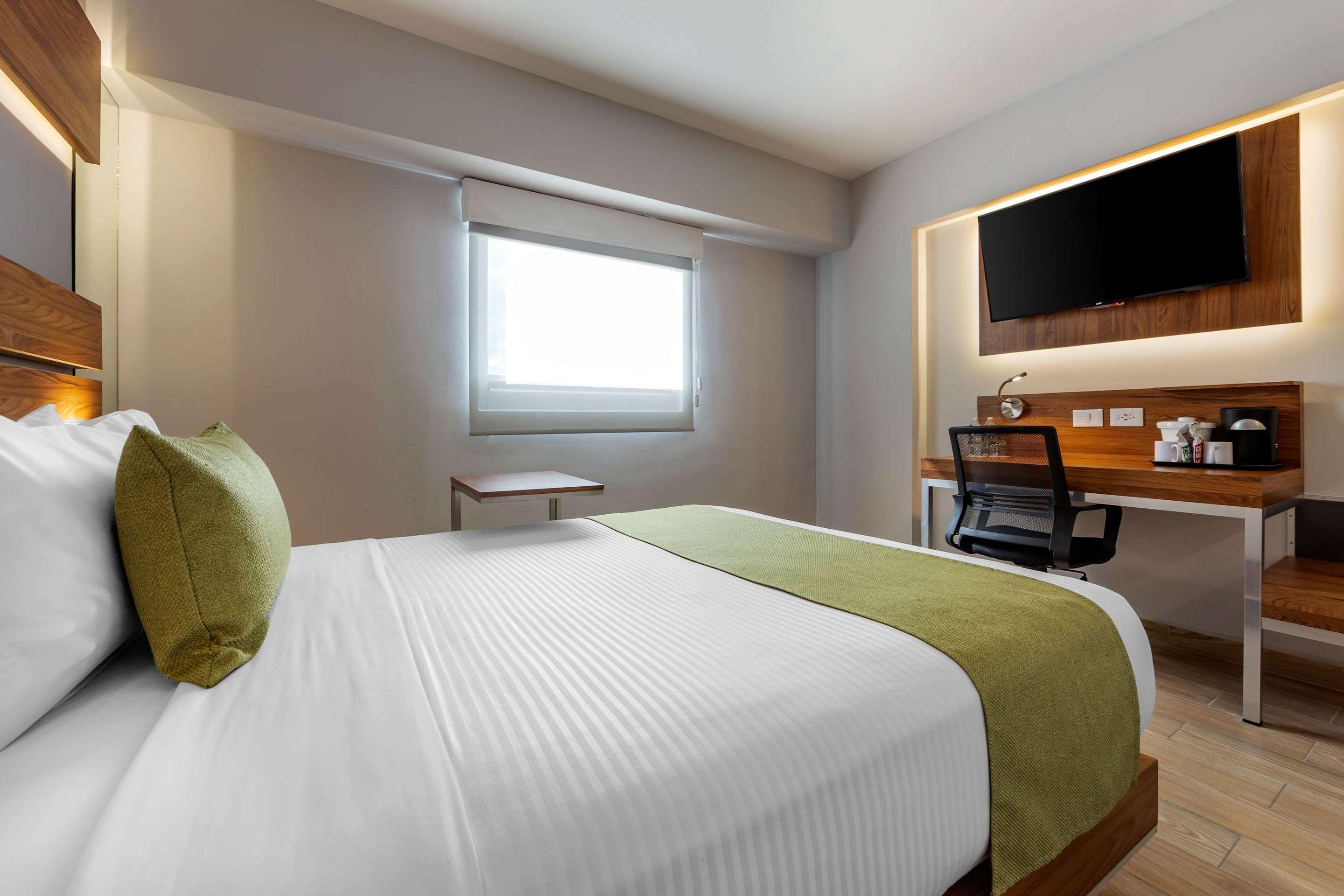 Sleep Inn Tijuana Esterno foto